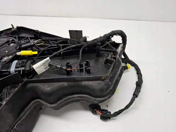 Réservoir AdBlue OEM 5Q0131877AA pour VW SKODA SEAT image 5