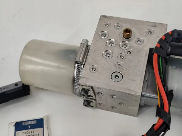 Hydraulikpumpe Dach Peugeot 207CC OEM 9680076380 image 10