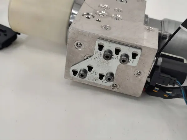 Hydraulikpumpe Dach Peugeot 207CC OEM 9680076380 image 3