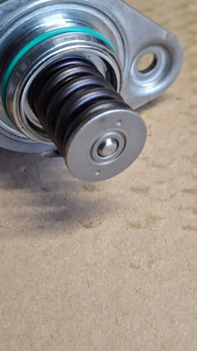 Hoge druk brandstofpomp Mercedes-Benz A1770700501 image 4