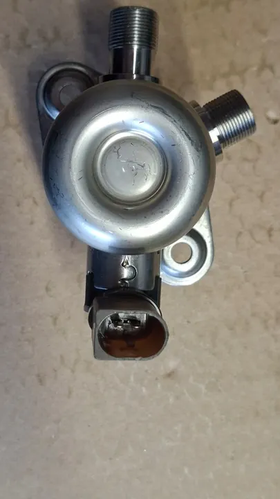 Hoge druk brandstofpomp Mercedes-Benz A1770700501 image 6