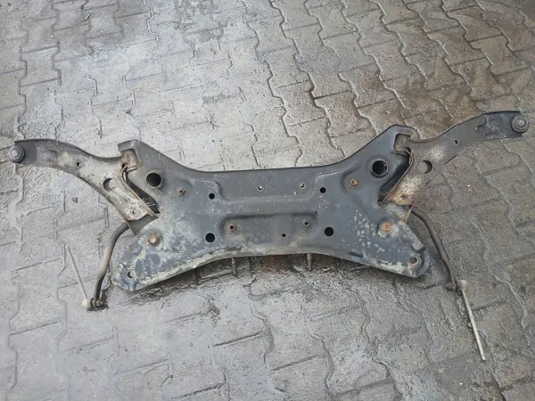 Suzuki Swift MK6 1.3B etupalkki OEM image 5