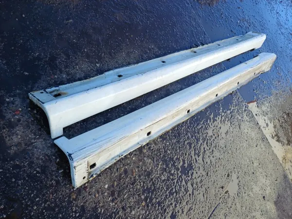 Subaru Legacy 3 III 98- Tapabarro OEM LUK1126 image 3
