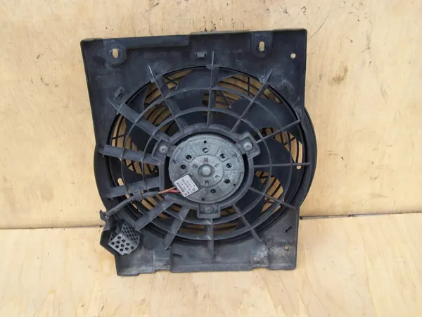 Ilmastointijäähdyttimen Tuuletin Opel Astra G image 3