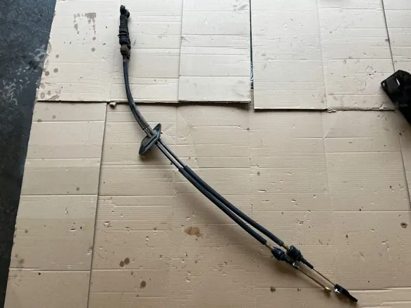Lien de boîte Mazda 6 2002-2005 1.8 Essence OEM image 2
