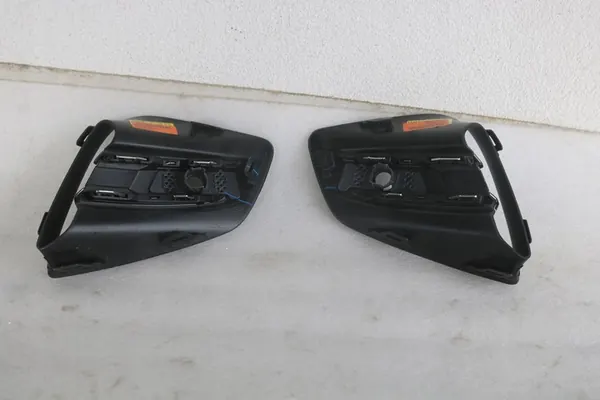 Griglia Paraurti RENAULT CLIO V Destra o Sinistra image 5