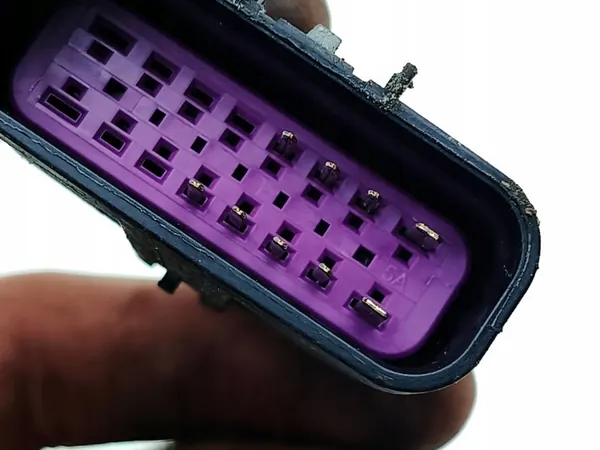Filtre à vapeur de carburant OEM AMD224334 - Occasion image 8