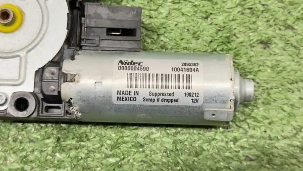 Motor Techo Panorámico BMW X5 G05 OEM 10041604A image 5