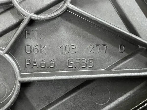 VW Audi Timing Cover 06K103277D image 7