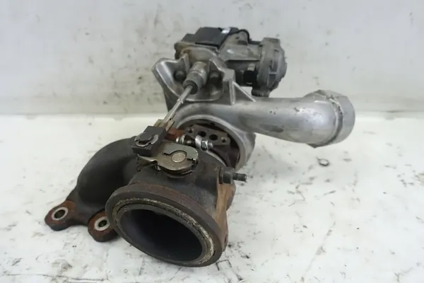 Volkswagen OE 04E145713N Turboaggregat image 5