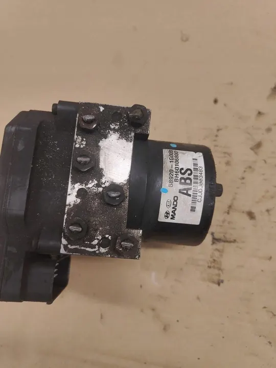 Kia Rio II 2007 5d 1.4 ABS-pomp 58920-1G000 image 2