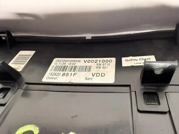 Compteur VW Golf V OEM 1K0920851F image 3