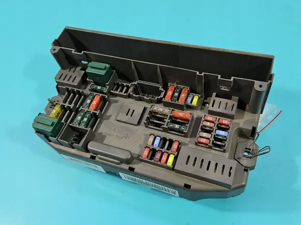 Zekeringkast BMW X5 E70 OEM 50934371 image 2