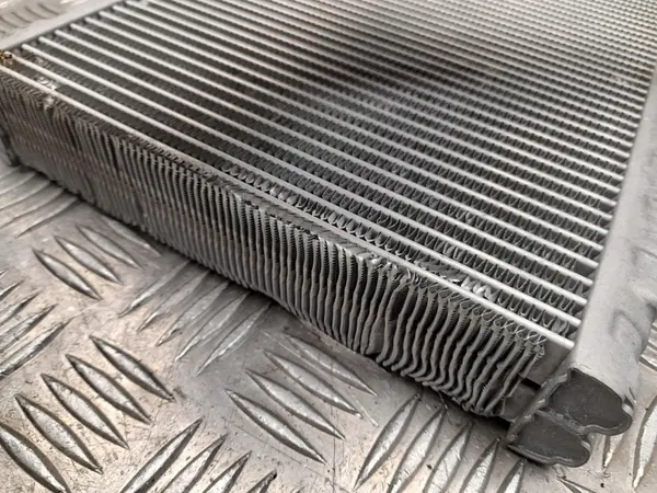 Intercambiador de calor Mercedes-Benz VITO 2015 image 3