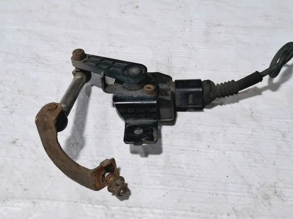 Sensor de nível de farol Xenon dianteiro Audi A3 2003-2008 1K0941274B image 3