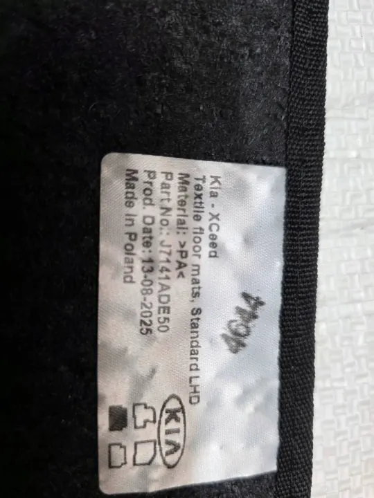 Kia Xceed Fußmatten-Set OEM J7141ADE50 - Gebraucht image 8