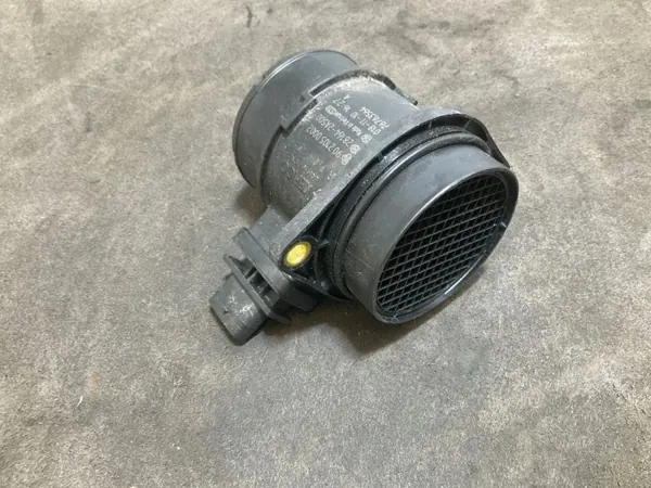 Sensor de flujo de aire Kia Cee'd OEM 376763564 1.6L image 5