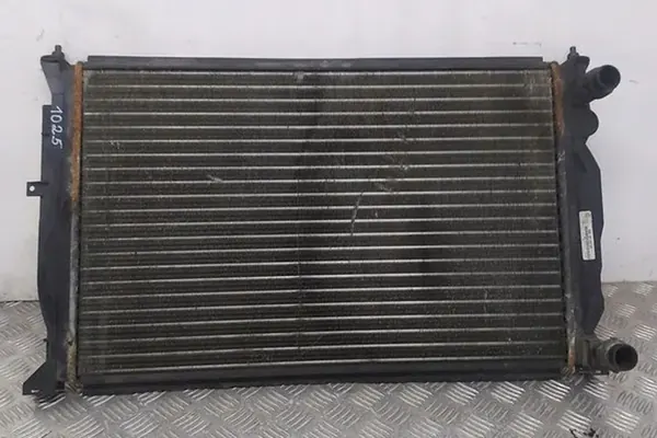 Radiador de agua VW PASSAT B5 1.9L diesel 2000 image 3