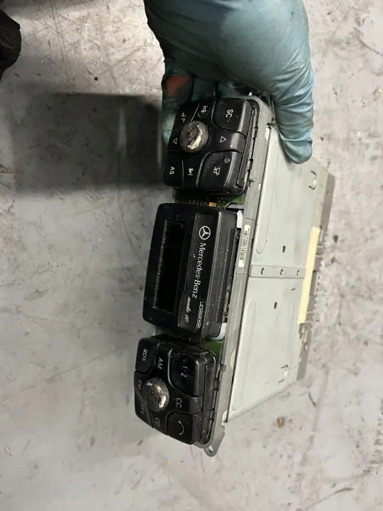 Radio Mercedes W220 OEM mefjuuuu - Occasion image 2
