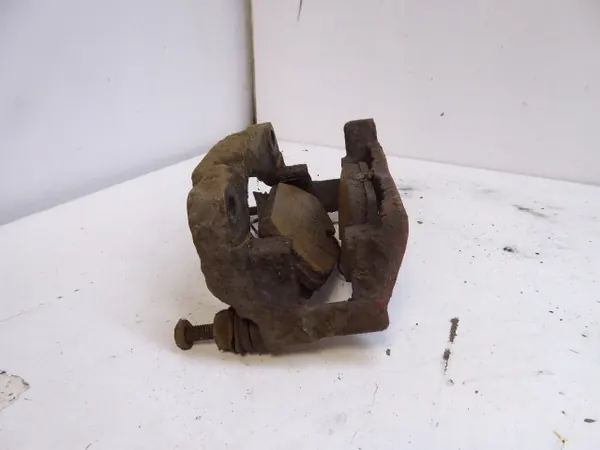 Vasemman etujarrusatulan kiinnike Renault Scenic I 1.4 16V OEM image 2