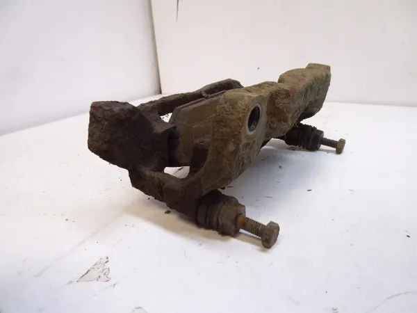 Vasemman etujarrusatulan kiinnike Renault Scenic I 1.4 16V OEM image 5