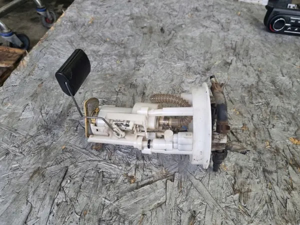 Bränslepump OEM 31110-2F400 för Kia Cerato 2.0 CRDI image 2