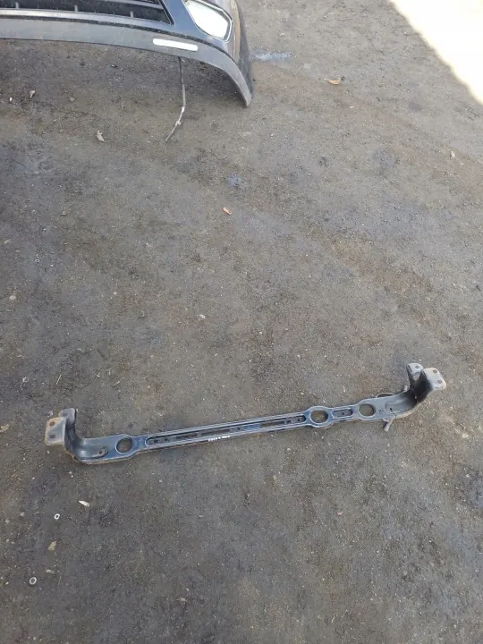 Barre de support radiateur Ford OE OEM - Focus MK1 2003 image 2