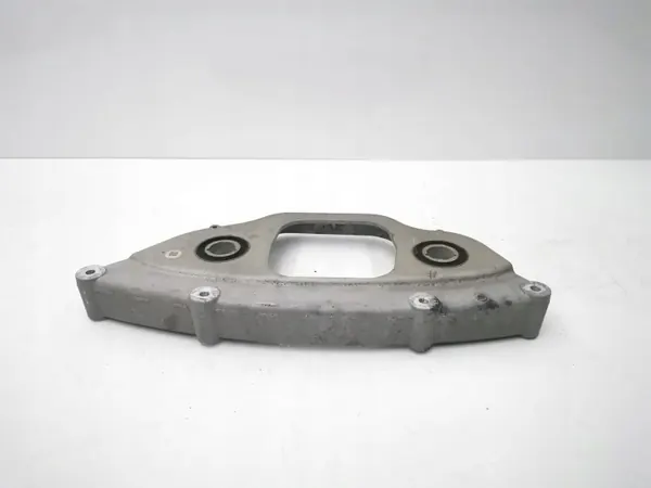 Keskustuki Mercedes-Benz E W213 2019 OEM A2053522301 image 3