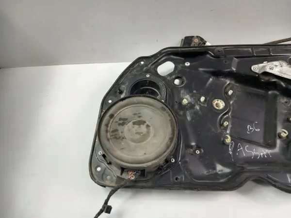 OEM 230*C VW Passat B6 Front Rechts Fensterheber image 3