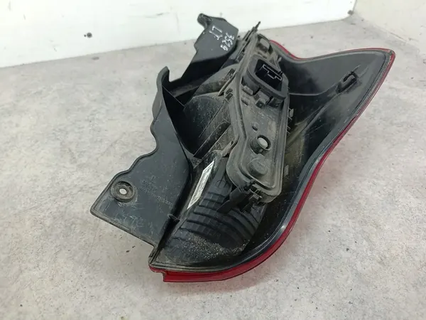 Luz trasera izquierda Dacia Lodgy 2014 VALEO 265558016R image 8
