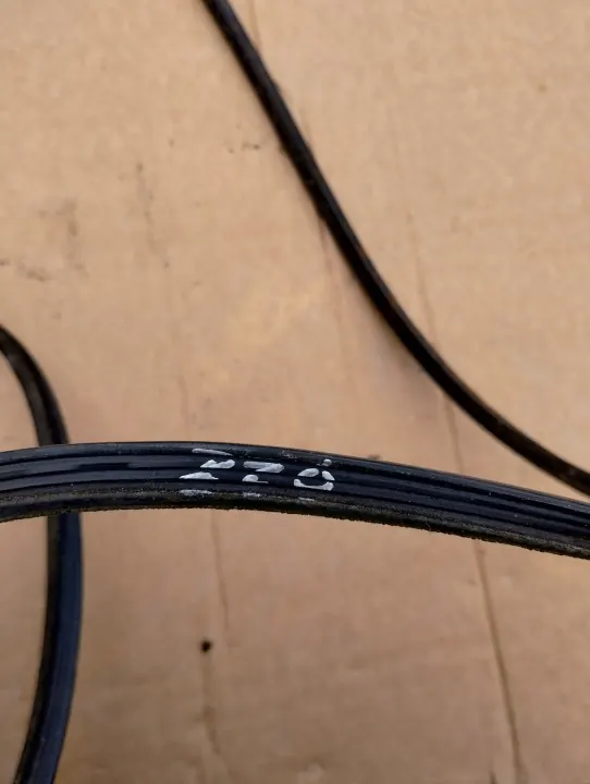 Mercedes W220 S-klass taklucktätning OEM 2207800196 image 5