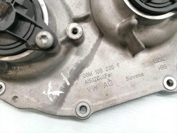 Peça de cabeça de cilindro Audi OEM 06M109285F - Usado image 8