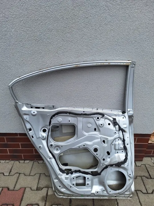 Puertas traseras izquierda y derecha OEM SHSFFWRW5252829JQBA-2SZXv image 6