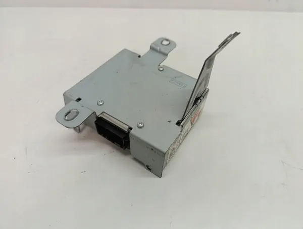 Inversor Ford Explorer V Lift OEM GB5T19G317 230V image 3