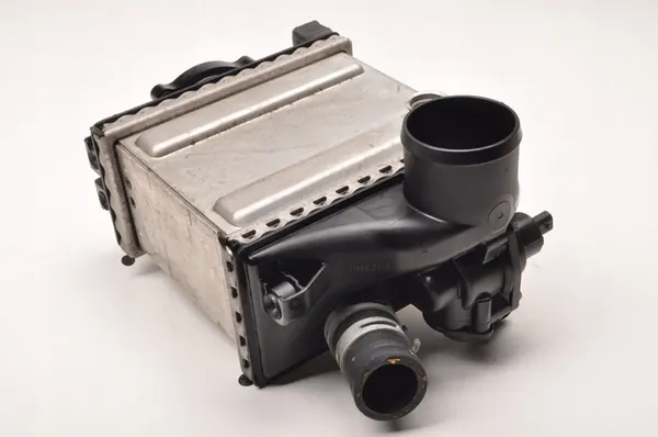 Intercooler ASTON MARTIN DB11 A1770902501 image 10