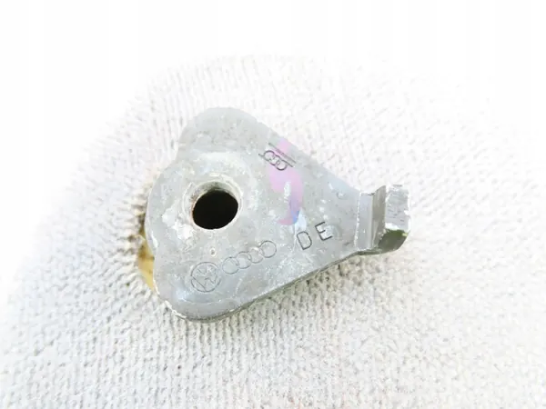 Accoudoir droit velours OEM 70188108113 VW T4 90-95 image 3