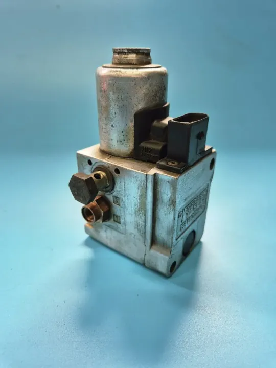 Mercedes Actros MP4 tryckventil OEM A0001532759 image 3