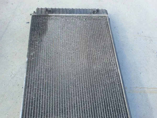 Radiador de líquido refrigerante OEM 8E0121251S para Audi A4 B7 image 7