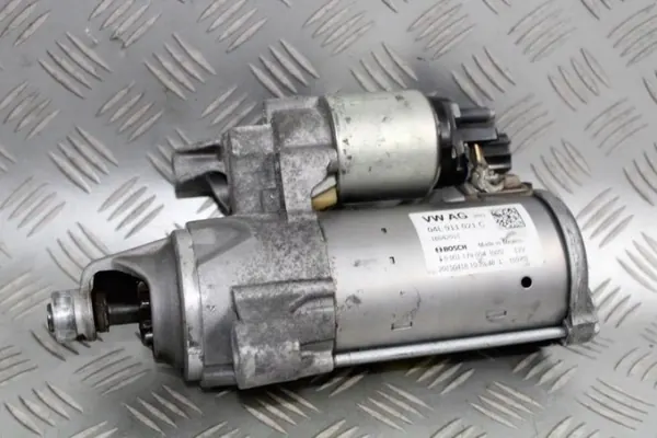 Anlasser Audi Q5 2018 OEM 04L911021C Gebraucht image 2