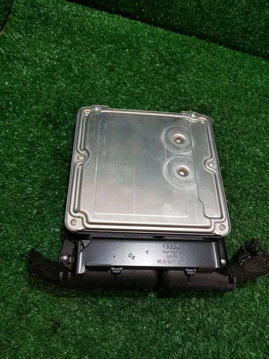 Motorcomputer OEM 4F0907401B voor Audi A6 C6 image 3