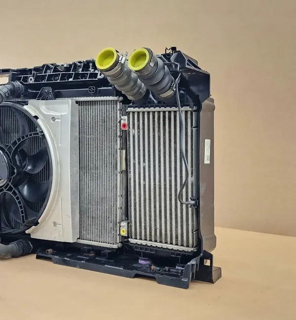 Voorste Radiator Jeep Opel Citroen Peugeot image 2