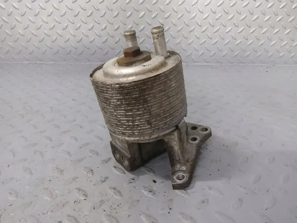 Gebrauchter Nissan OE Getriebeölkühler 213055X00A image 2