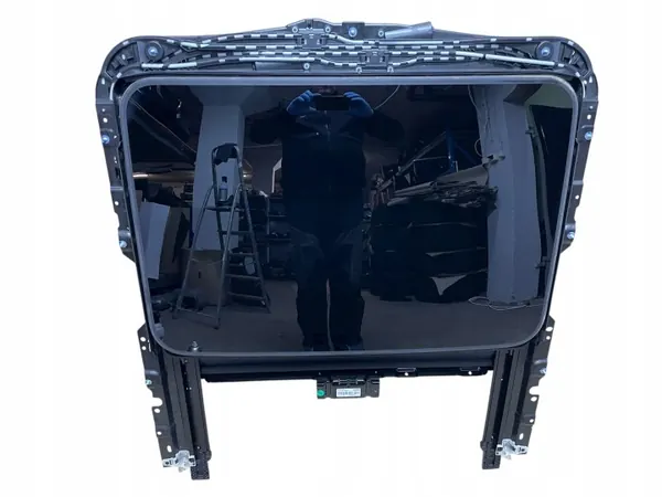 Teto Panorâmico Rolo OEM BMW 4 i4 G26 - 45 chars image 2