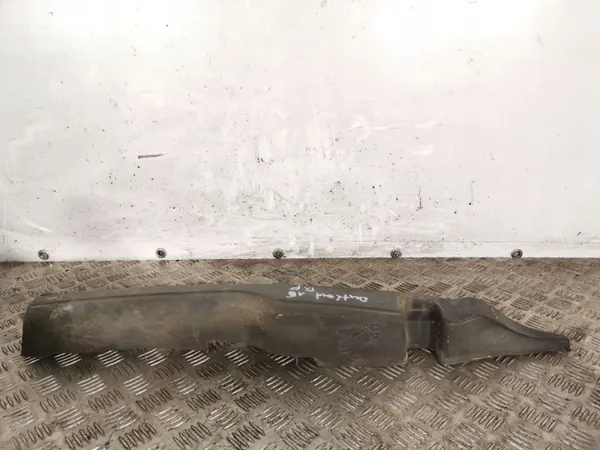 Protector de guardabarros Mitsubishi Outlander OEM FBZ9805 image 2