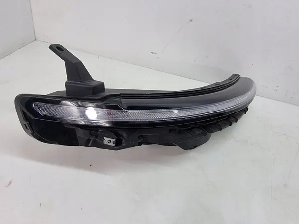 Hyundai Staria Rechte Front DRL Lampe OEM 92208CG010 image 4