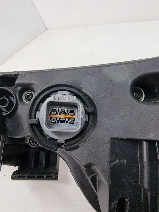 Hyundai Staria Rechte Front DRL Lampe OEM 92208CG010 image 6