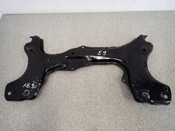 Viga suspensión delantera Toyota OE OEM E9 87-91 image 4