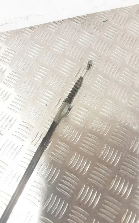 Infiniti QX80 Handbromskabel OEM FOB28986 image 3
