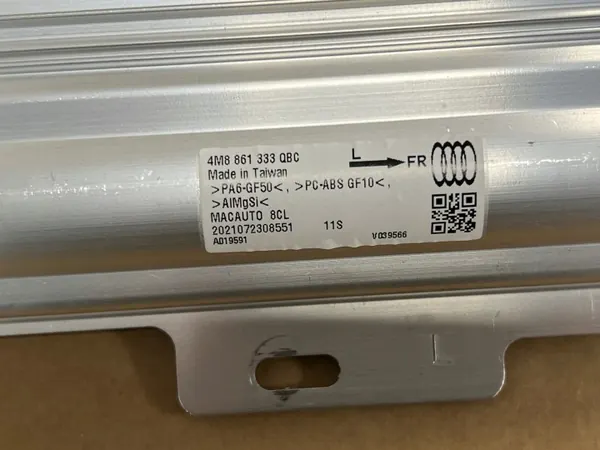 Audi Q8 Estore Traseiro Esquerdo OEM 4M8861333 QBC image 3