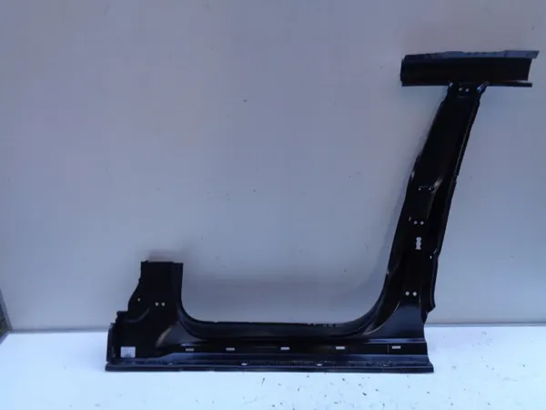 Oikea etukynnyspylväs OEM 45480 Audi A4 B9 image 4
